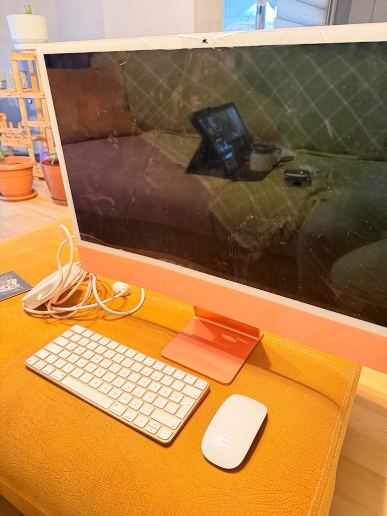 Apple iMac 24” M1 16GB 512GB + Touch ID Klavye + Mouse -Kırık Ekran