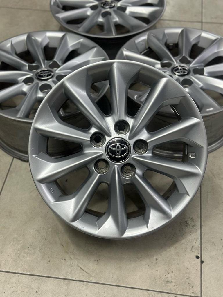 16 inç 5x114.3 orjinal Toyota dream jant hatasız - 3