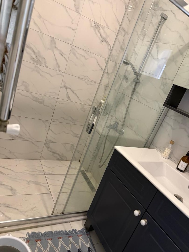 banyo dolabı üst aynalı - 3