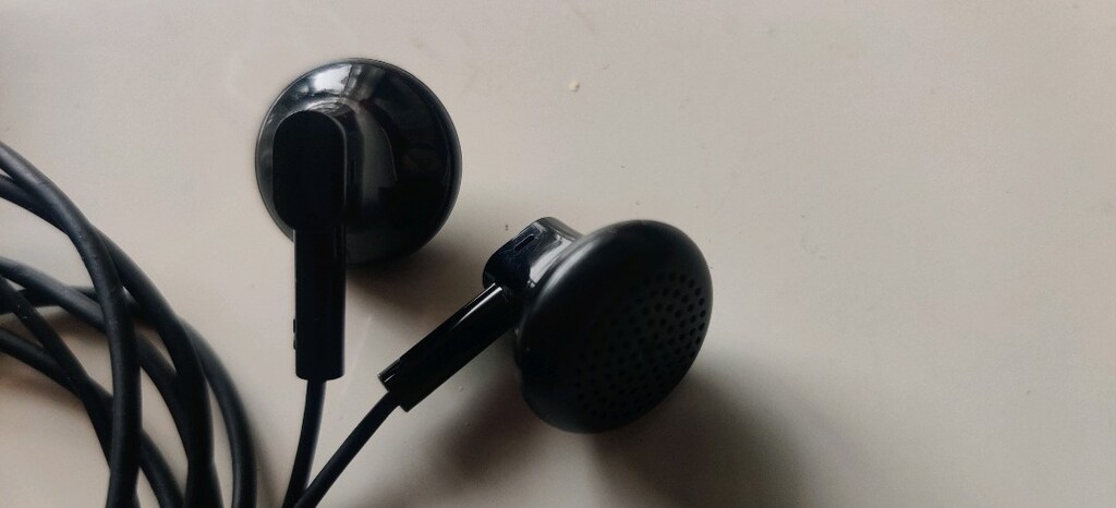 Nokia WH-108 Kulaklık. Orijinal ürün, sıfır ayarında, süper sesi var. - 4