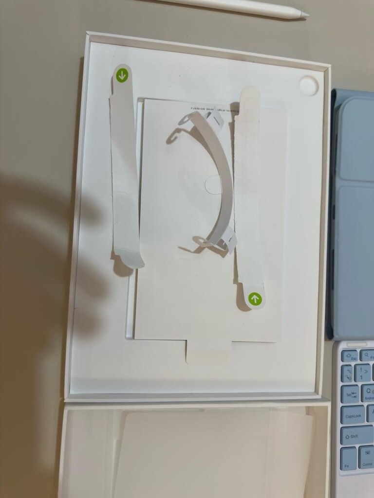 Kusursuz iPad Air M3 256GB |Sadece 26 Devir| +5000 TL’lik Klavye-kılıf - 3