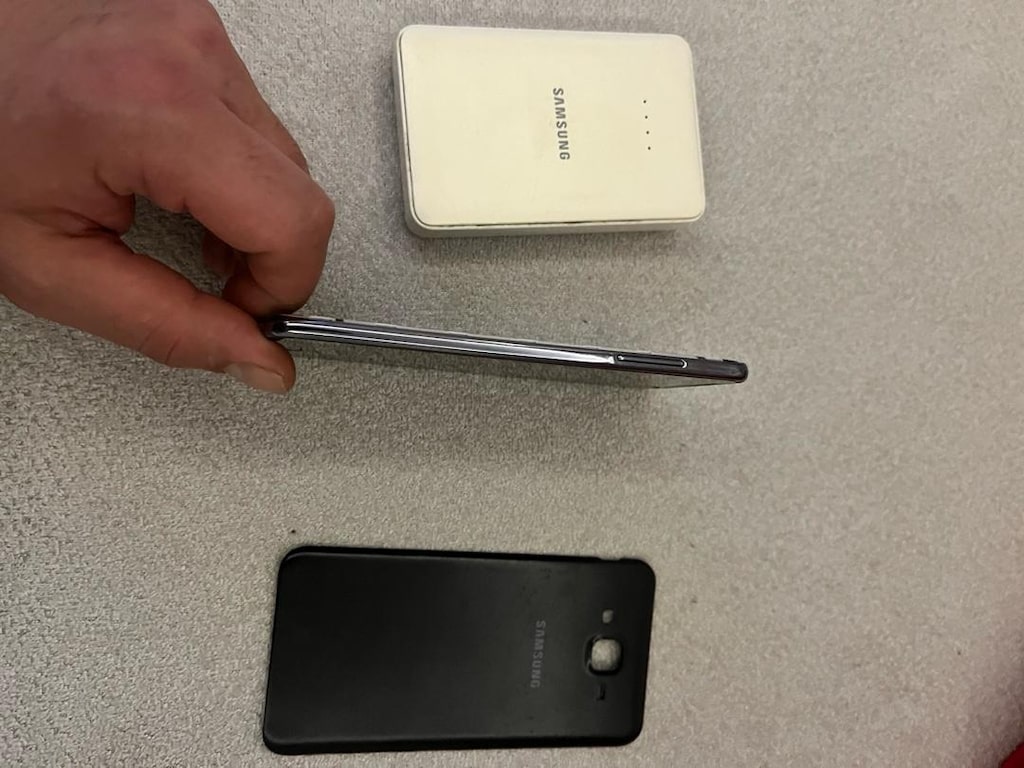samsung J 7 - 7