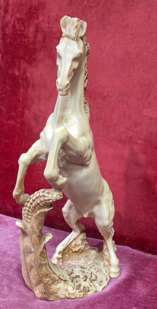 italyan vintage şaha kalkmış at biblo ( dekoratif ) - 3