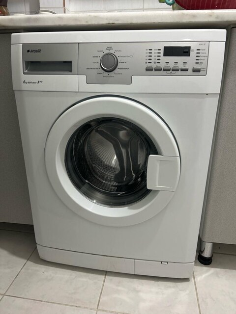 Az kullanılmış Arçelik çamaşır makinesi