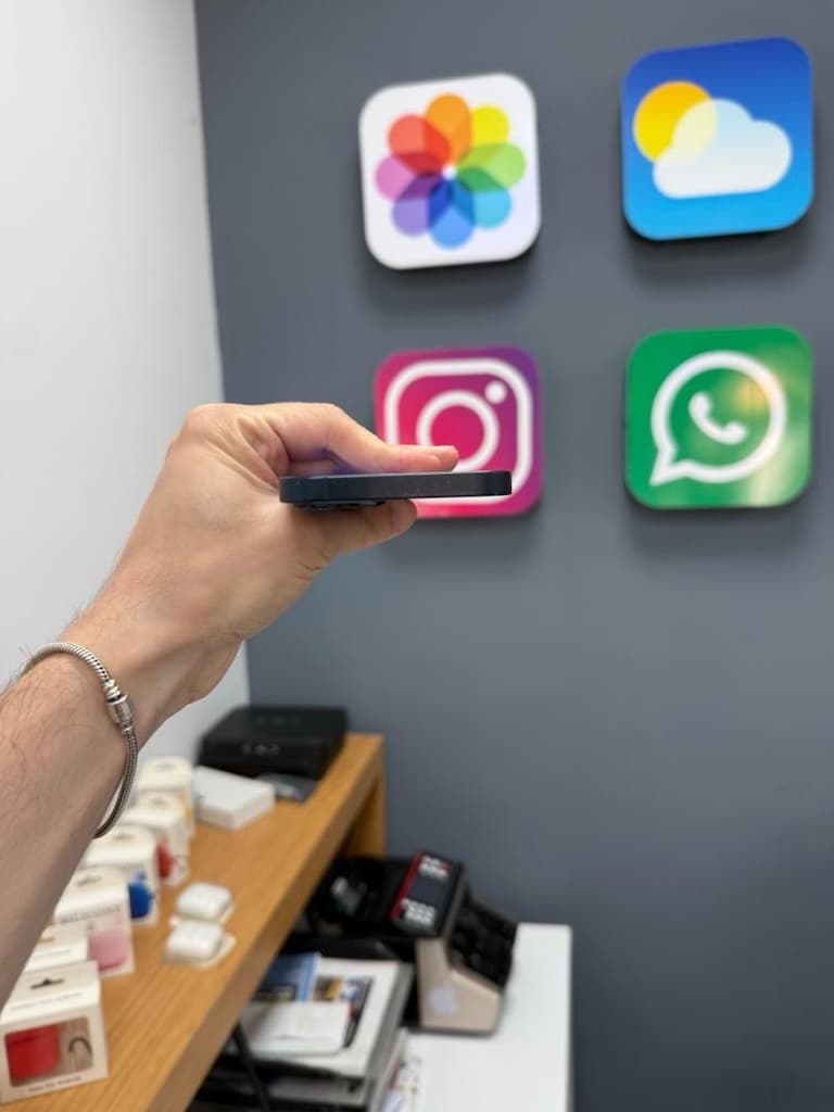 İphone 13 128 Gb Siyah 14 Ay Açık Temiz - 4