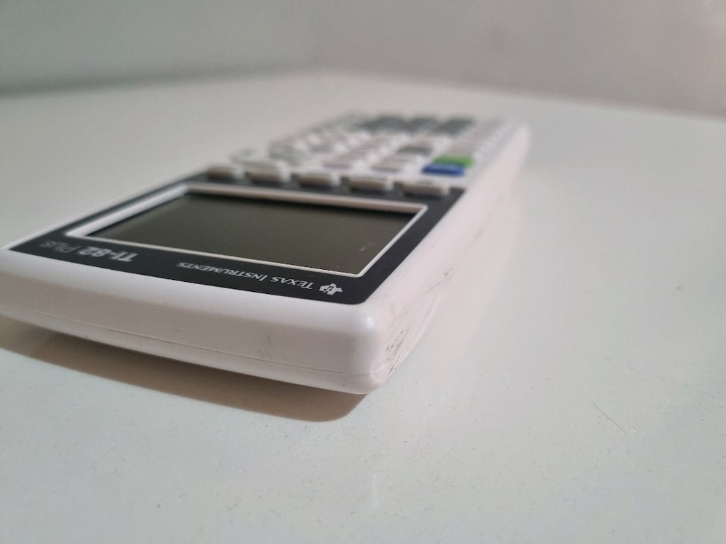 Texas Instruments TI-82 Plus - 6