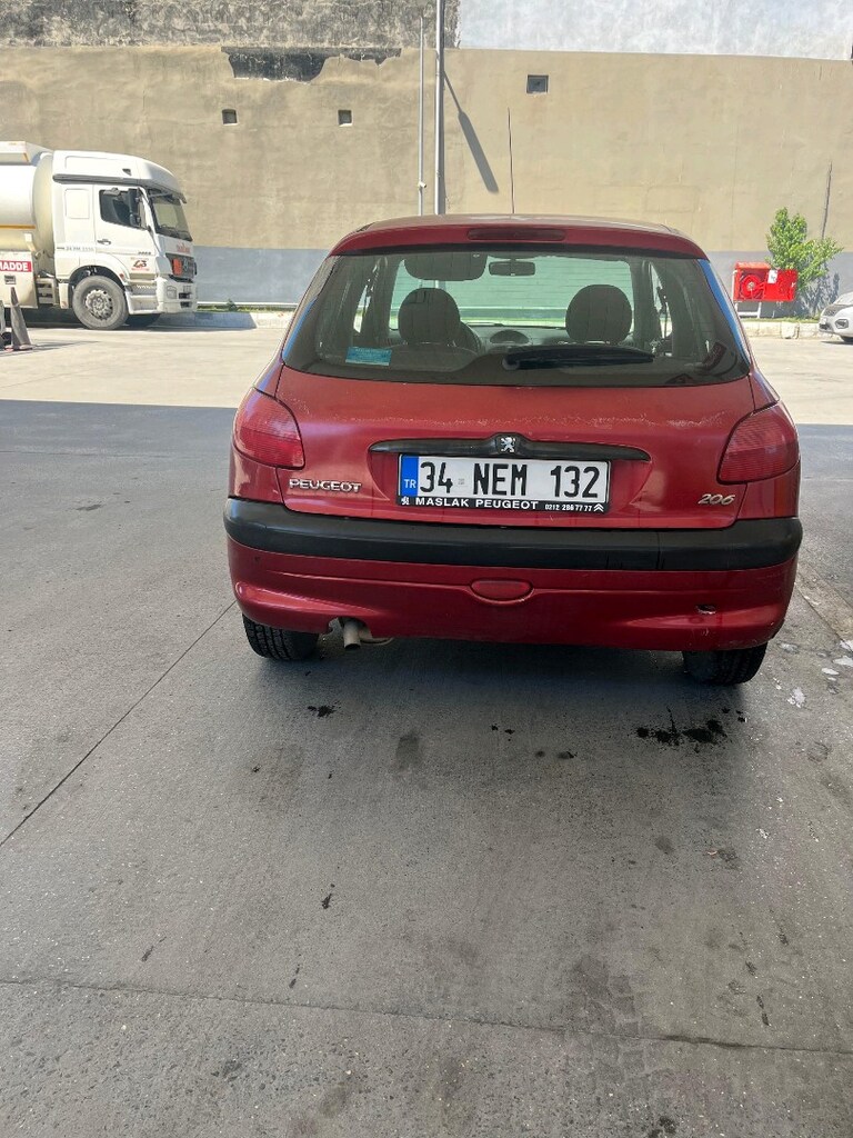 peugeot 206 1.4 xr 200 model otomatik - 2