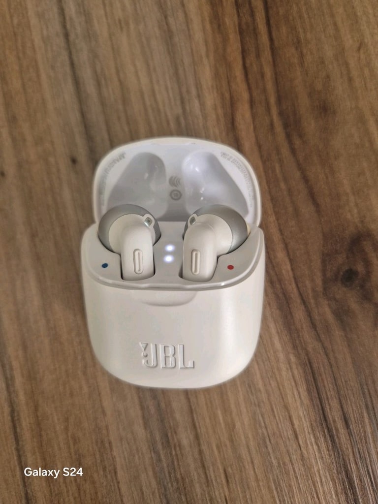 JBL 220TWS - 3