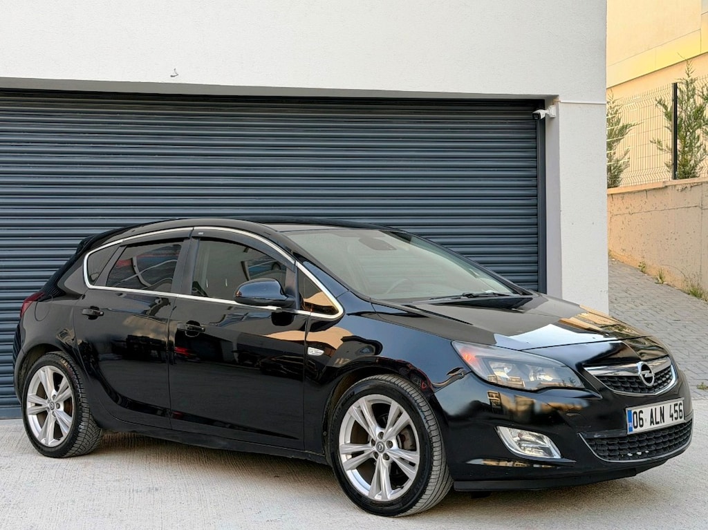 otomatik vites opel Astra j ağır bakımları yapılı temiz araç - 3