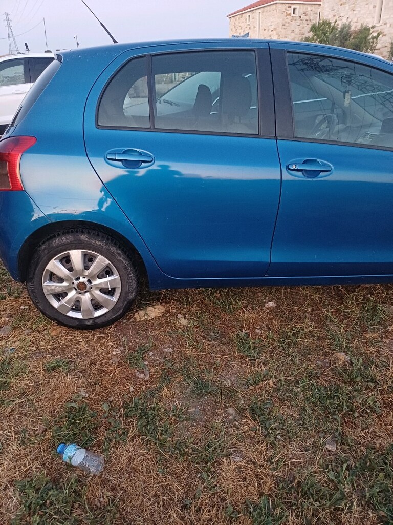 TOYOTA YARIS DIZEL - 9