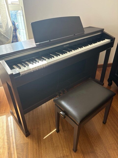 Çok Az Kullanılmış Temiz Casio Celviano AP-420 Dijital Piyano