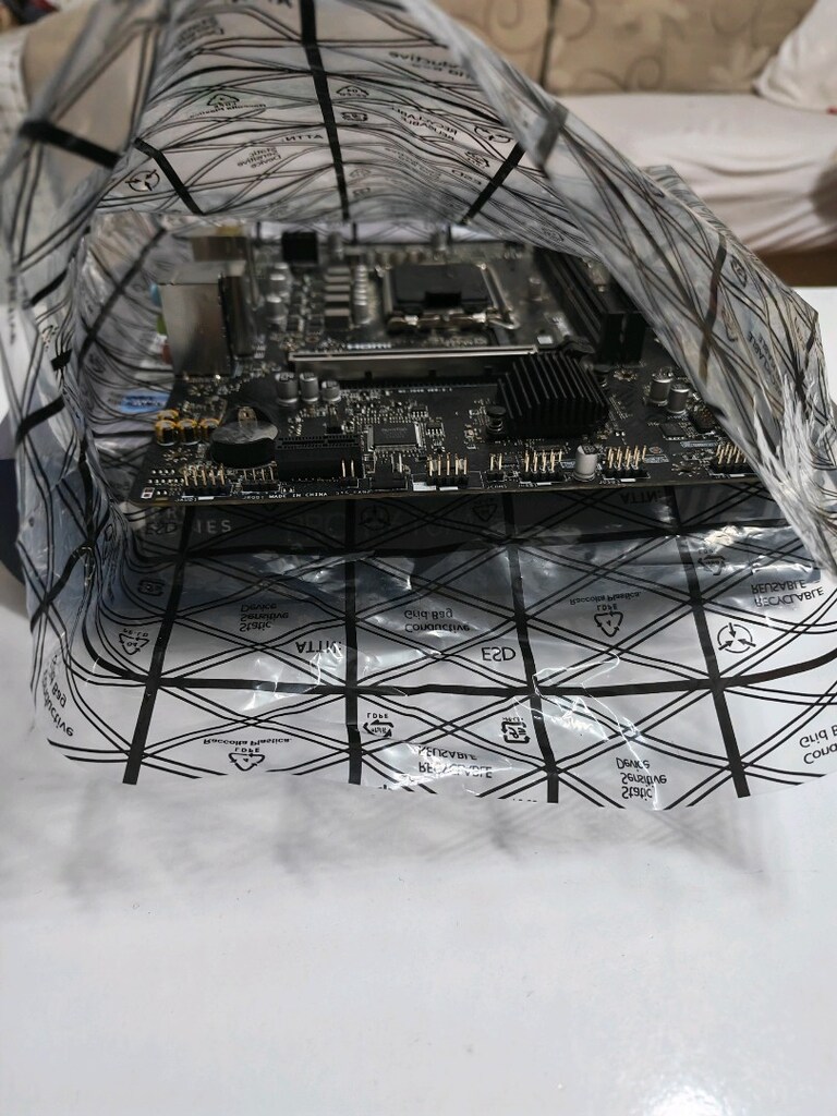 MSI PRO H 610 M-E Anakart, motherboard. Orjinal kutusunda - 6