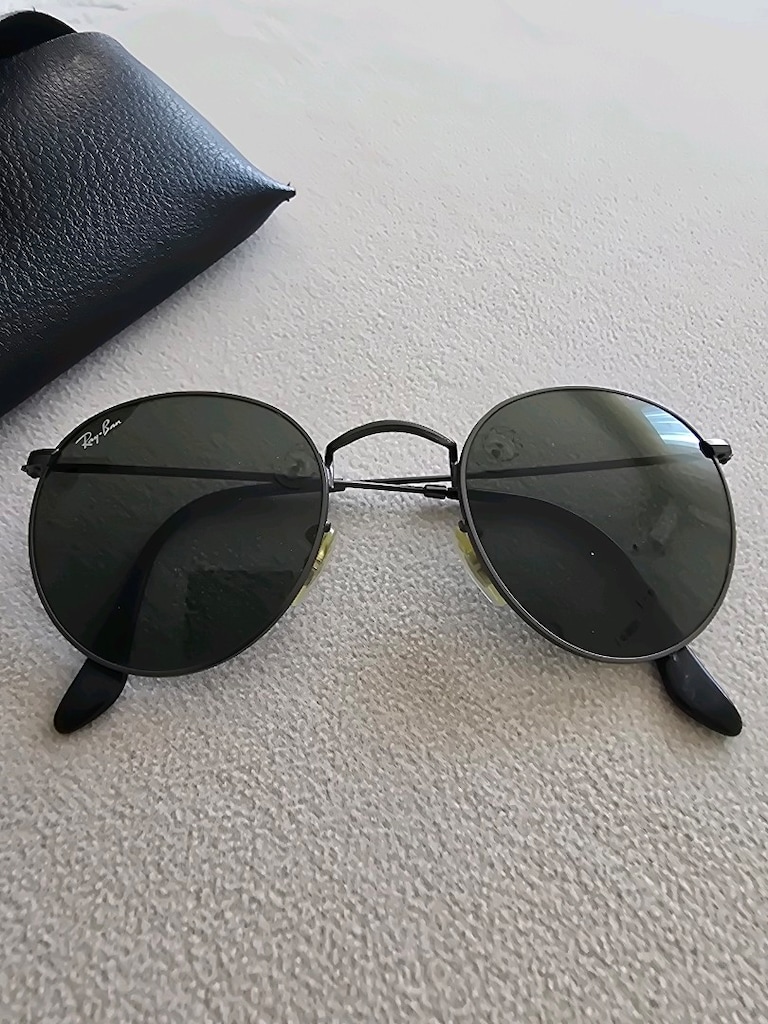 Rayban güneş gözlüğü