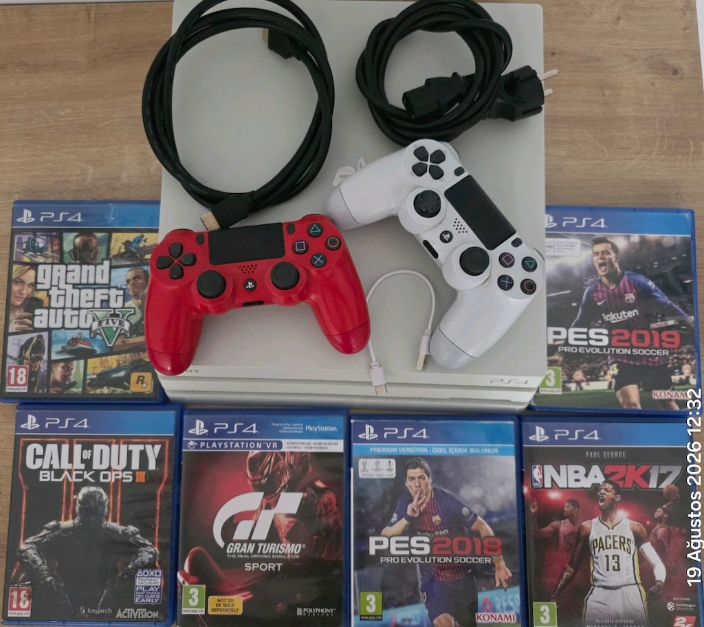 PS4 PRO 1TB BEYAZ 2 ORJİNAL KOL - 2
