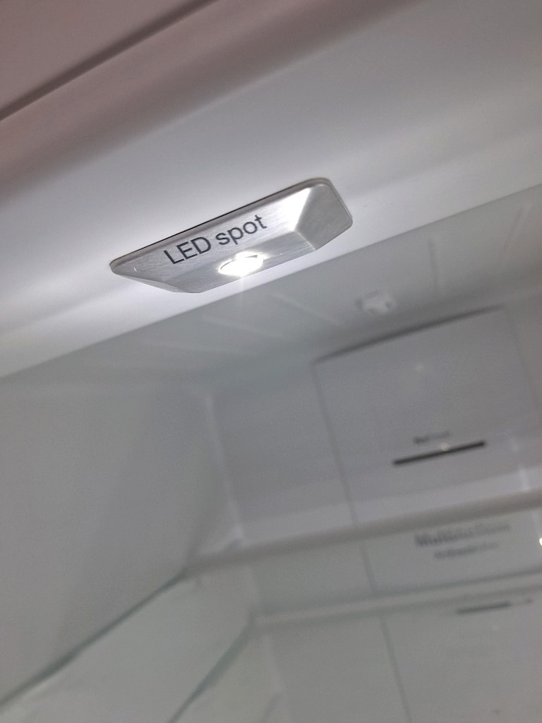 Sıfırdan farksız son model inox Bosch buzdolabı alttan dondurucu - 4