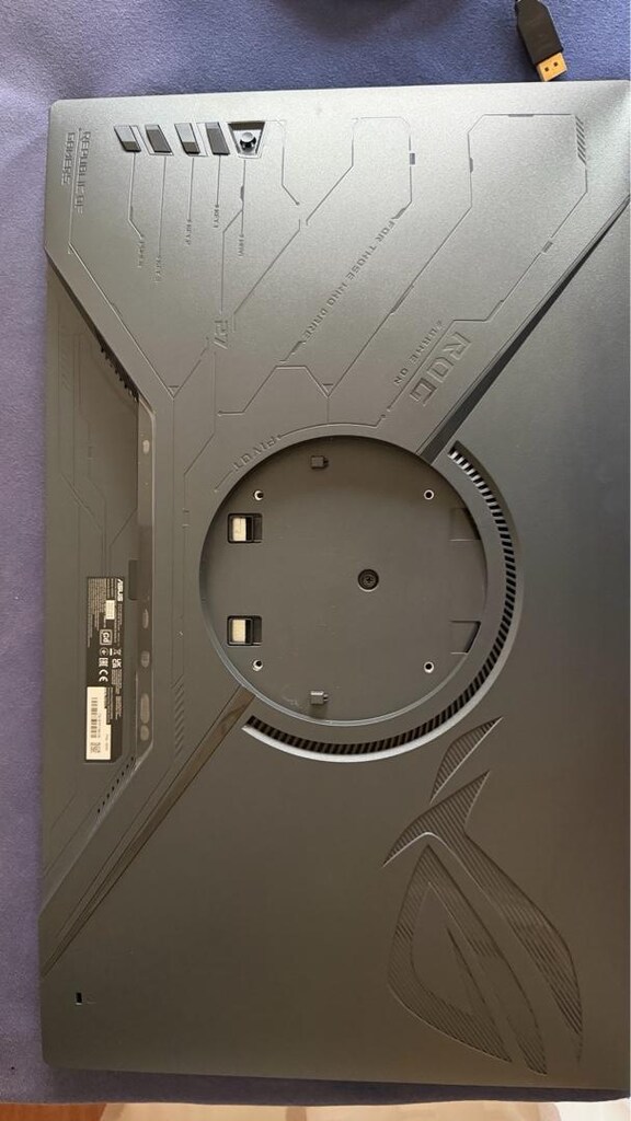 ASUS ROG STRİX XG27UCS 4K 160HZ 1MS IPS MONİTÖR - 2