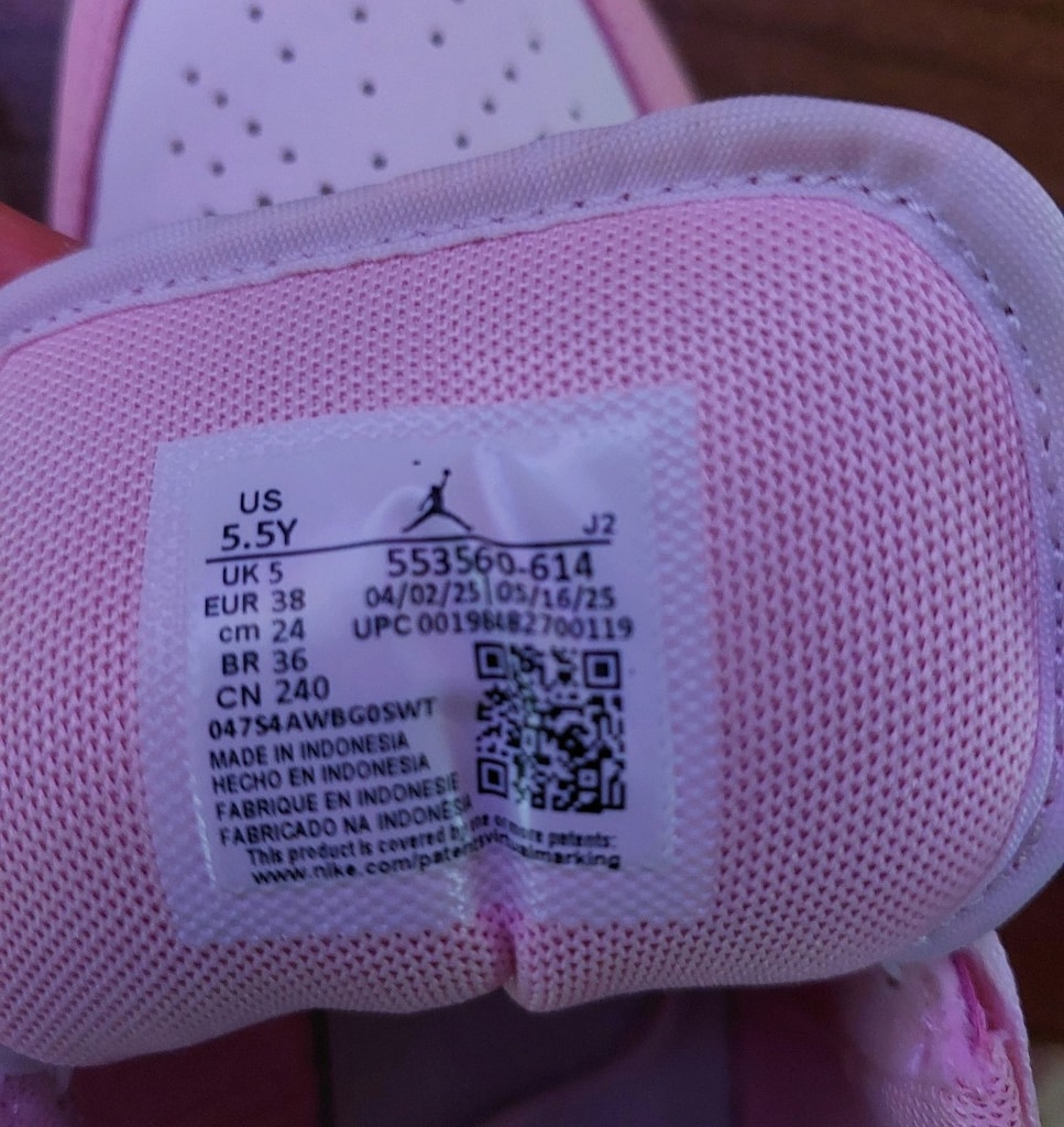 Orijinal Nike Air Jordan 1 Low (GS) Pembe - 38 Numara