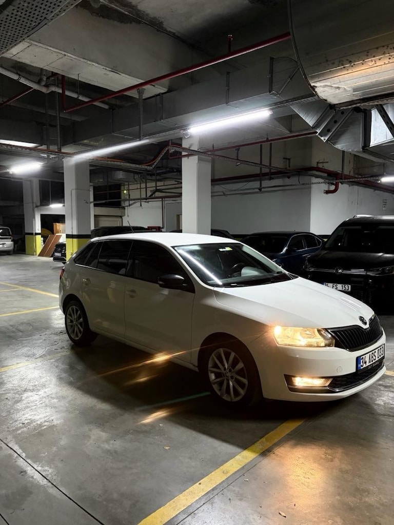Boyasız Değişensiz Skoda Rapid - 4