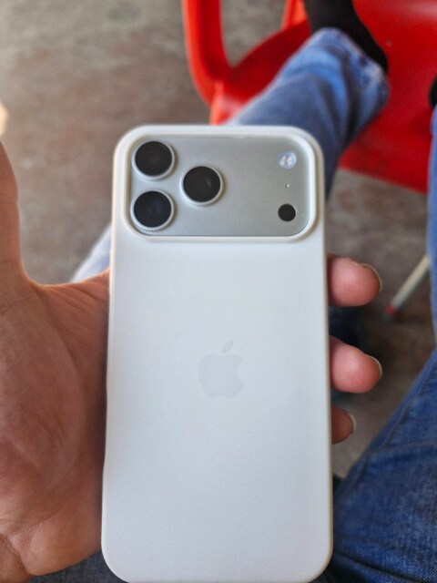 ıphone 17 pro max yd