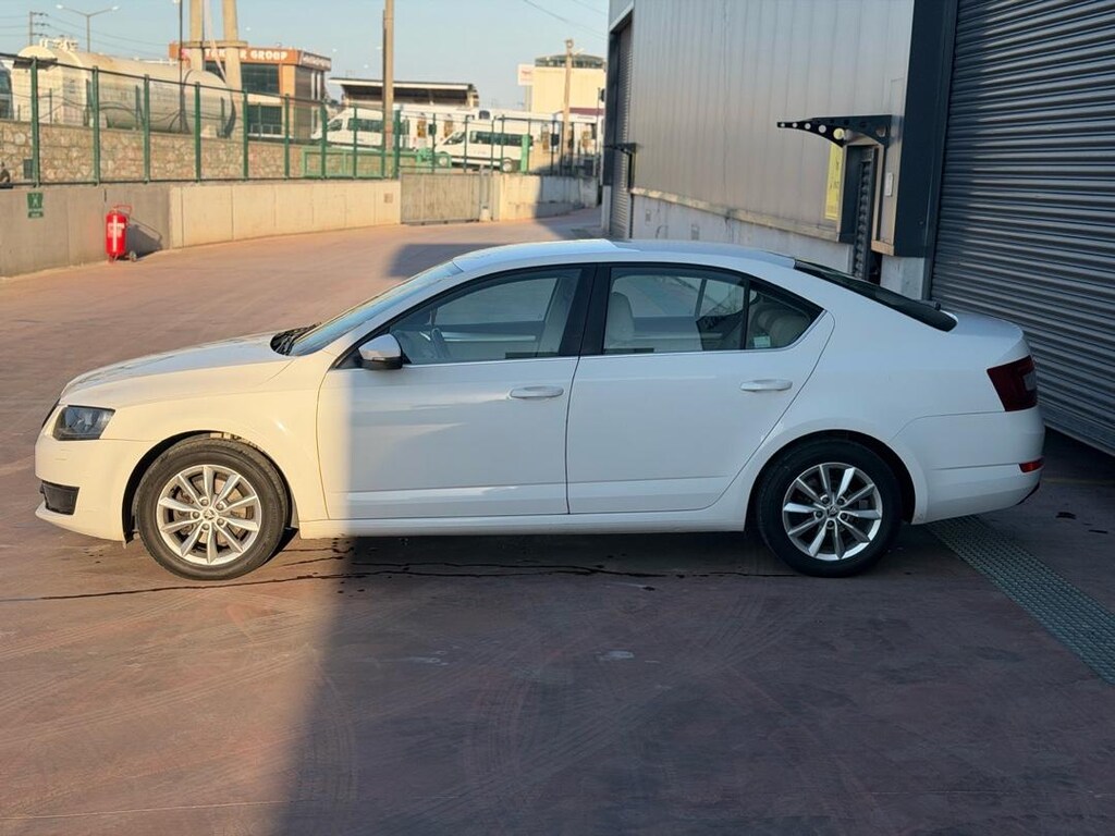 SAHİBİNDEN AĞIR BAKIMLARI YAPILMIŞ ELEGANCE CR OCTOVİA - 12