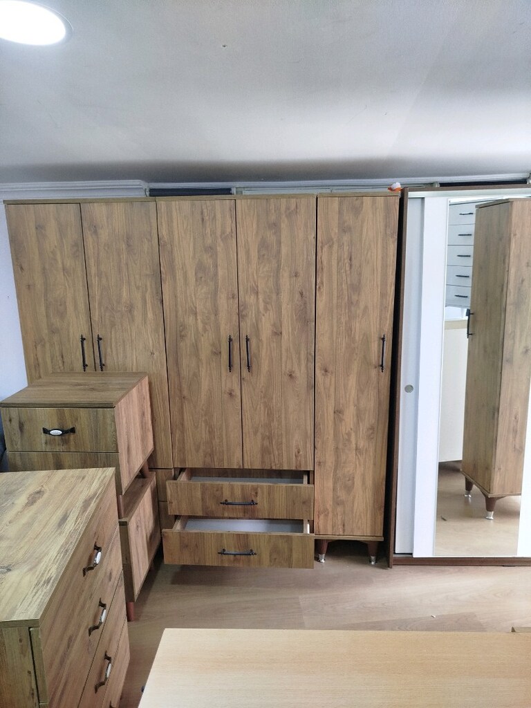 3 KAPAKLI CEVİZ GARDIROBU - 7
