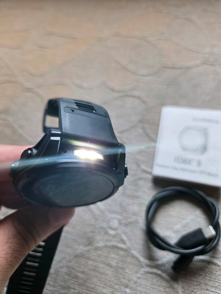 GARMIN FENIX 8 SAPPHIRE SOLAR 3 AYLIK - 8