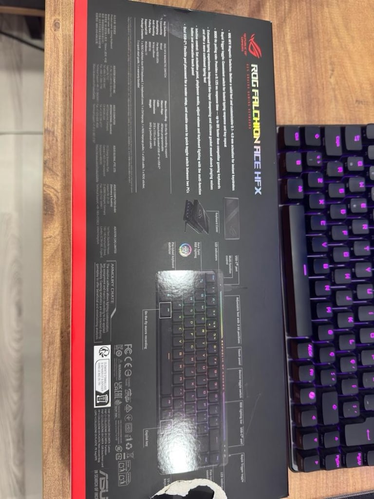 asus falchion snap tap ve rapid trigger özellikli oyuncu klavyesi - 2