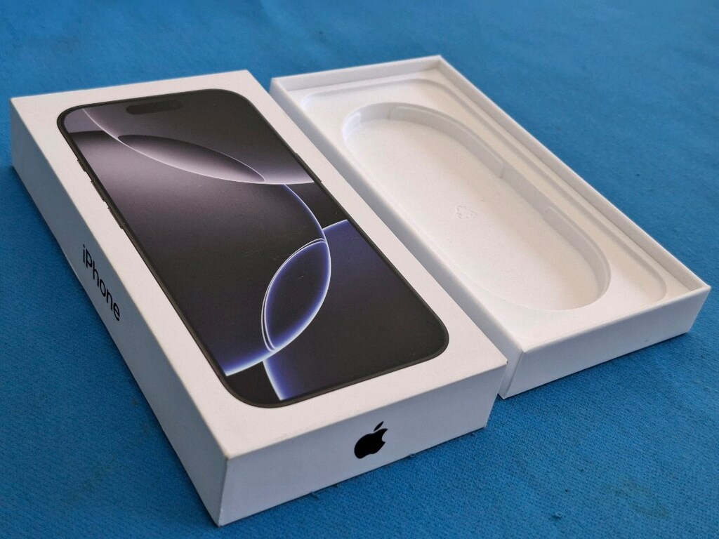 iPhone 16 Pro Max Orjinal Boş Kutu - 2