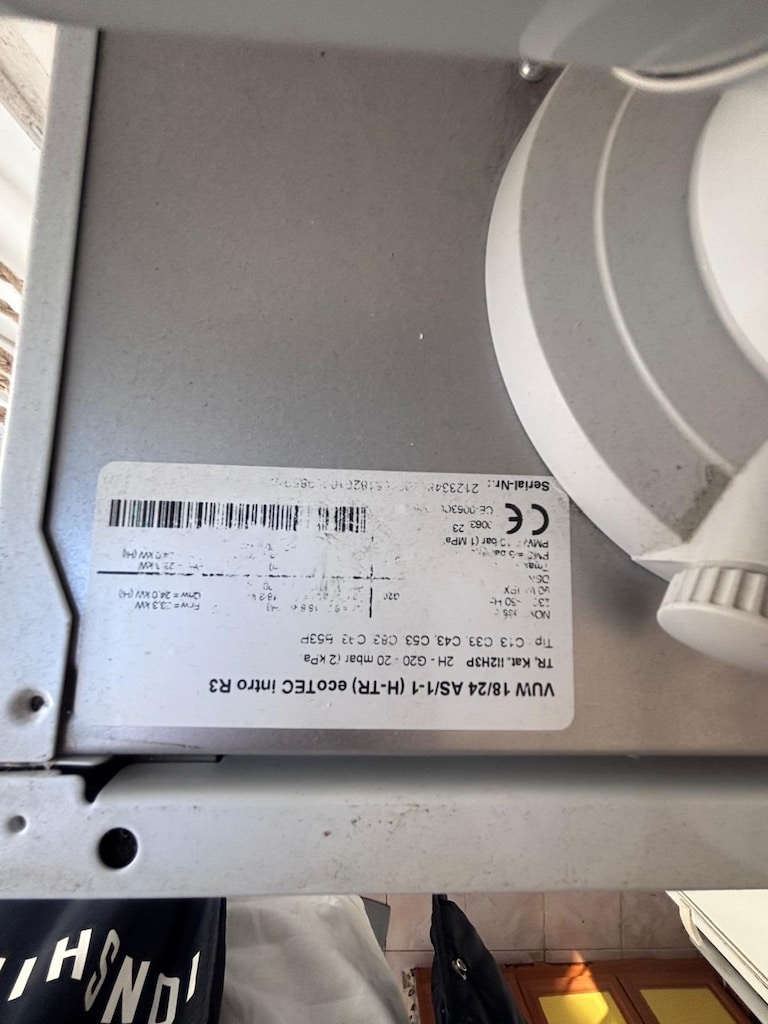 Vaillant ecoTEC Intro 18/24 Tam Yoğuşmalı Kombi (Temiz / Sorunsuz) - 2