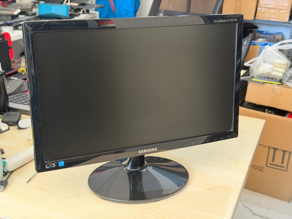 SAMSUNG 18,5'' S19B150N GENİŞ EKRAN LED MONİTÖR - 2