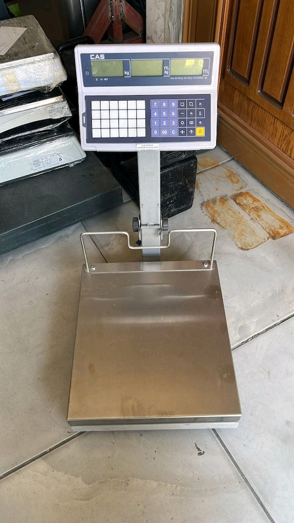 CAS TERAZİ 150 KG BUGUNE ÖZELL FİYATA PAZARLİK VARDİR