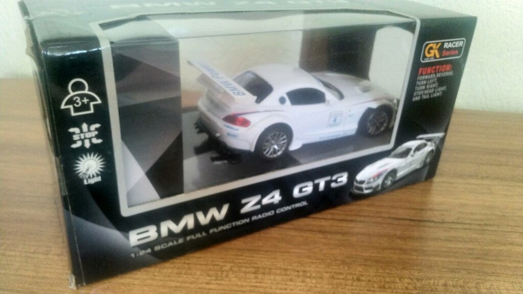 UZAKTAN KUMANDALI BMW Z4 SPOR ARABA - 18