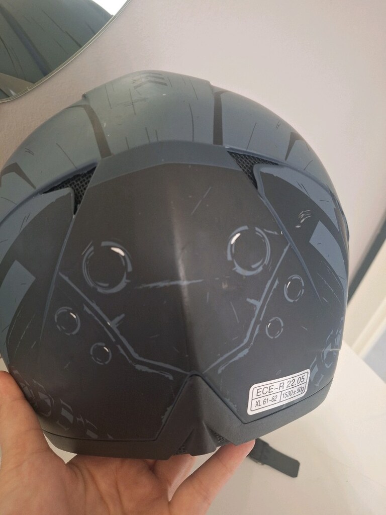 Çeneden açılır kask - 5