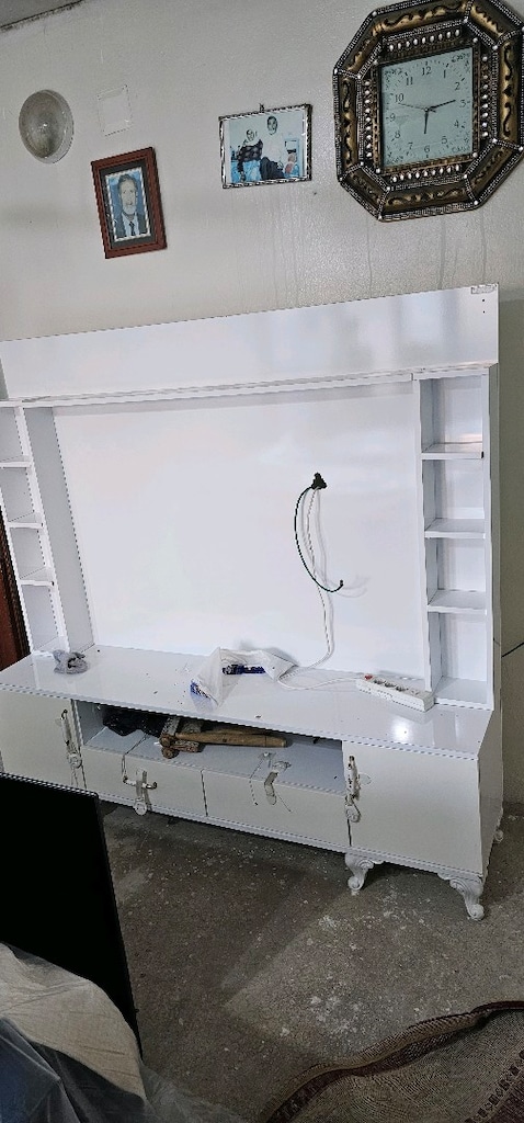 Sahibinden Taş Gibi Ağır MDF TV Ünitesi / Kitaplıklı ve Arka Panelli - 3