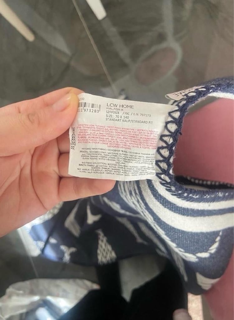 Lc Waikiki balık desenli halı - 4