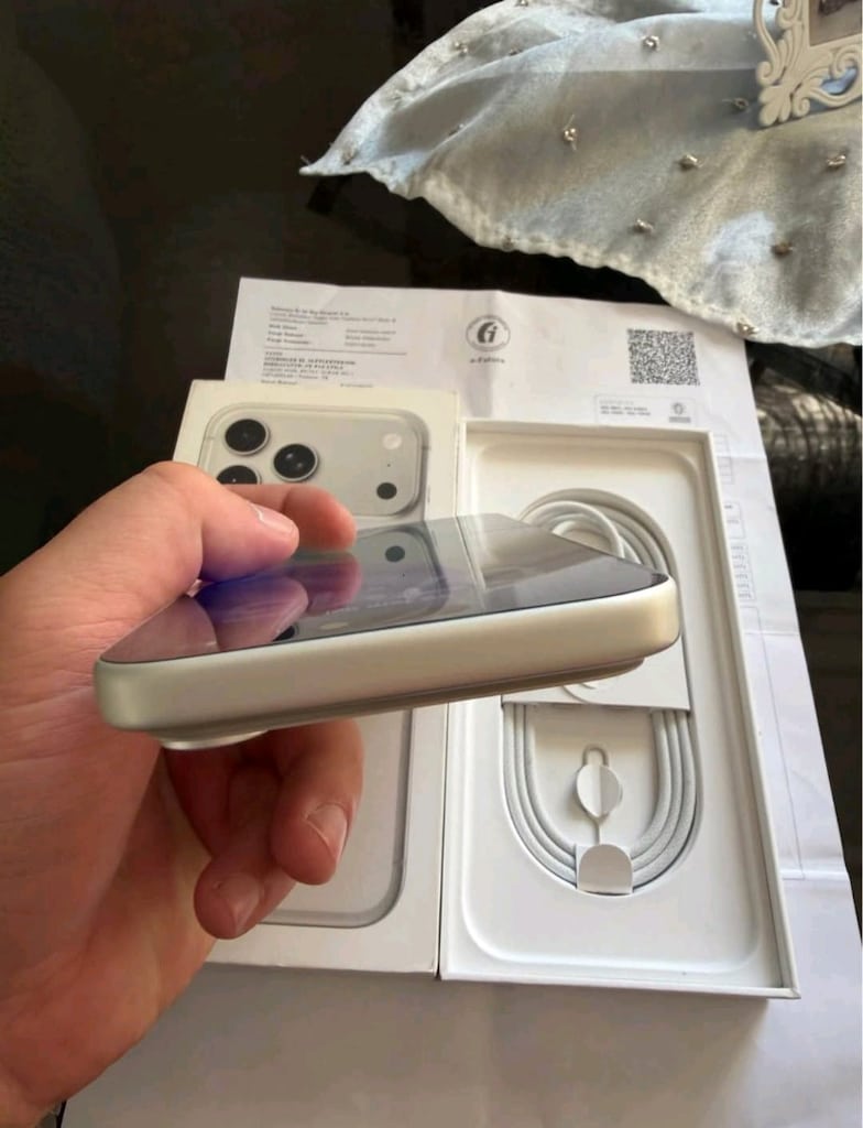 3 Aylık 17 Pro Max TR Garantili 256GB KVK PİL 100 Hatasız Kutu Fatural - 6