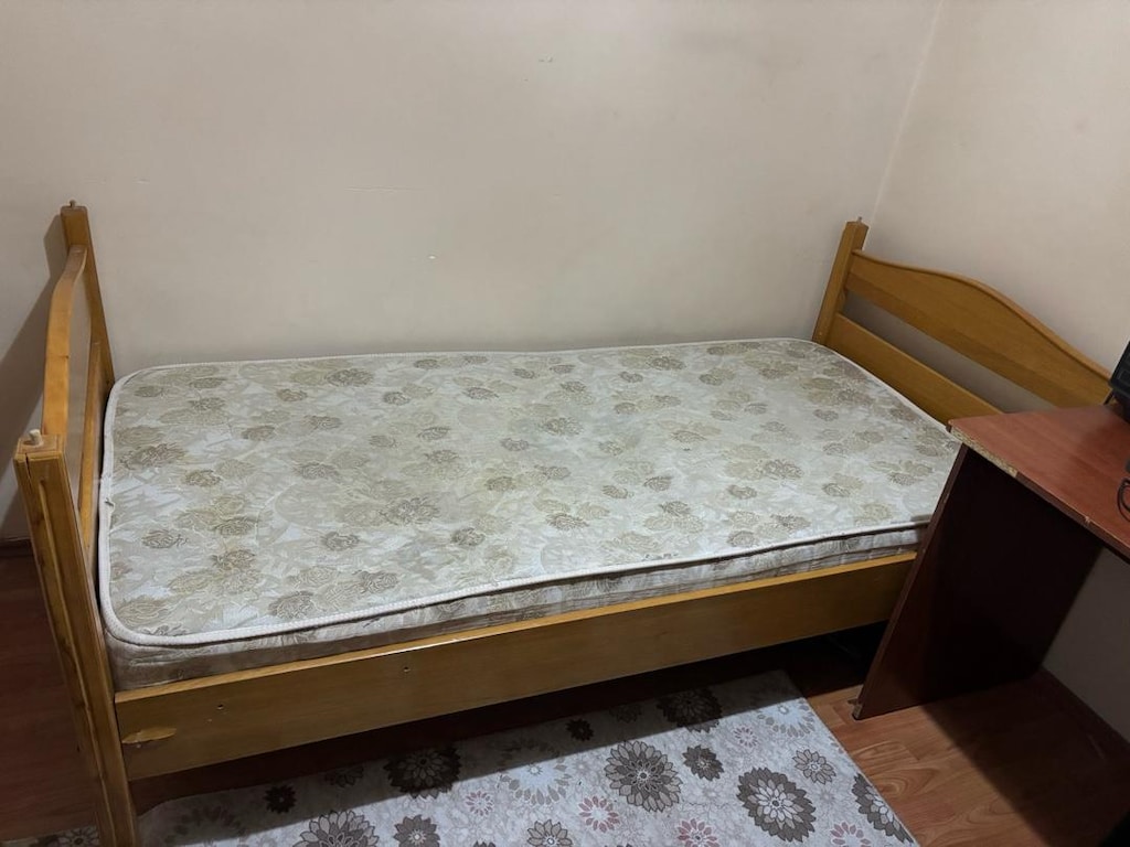 Yatak, Masa(2 adet), Sandalye(2 adet) ve Yazı Tahtası - 4