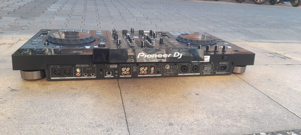 PIONEER X DJ RX 3 DJ CONTROLLER ALL IN ONE - 145.000 TL - 4