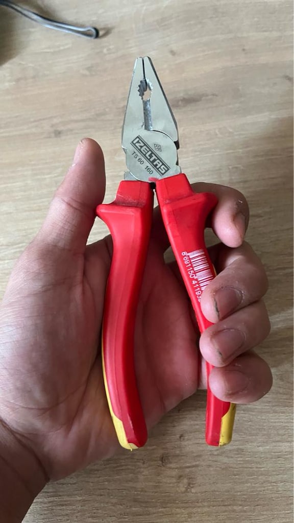 İzeltaş 1000V pense, yankeski - 2