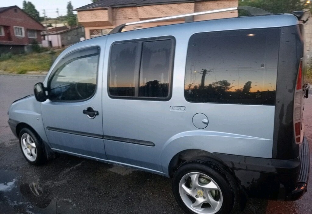Doblo 1.3 Multijet - 5