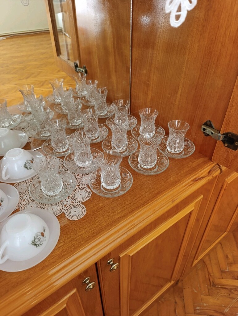 Kesme çay bardak ve tabakları - 3