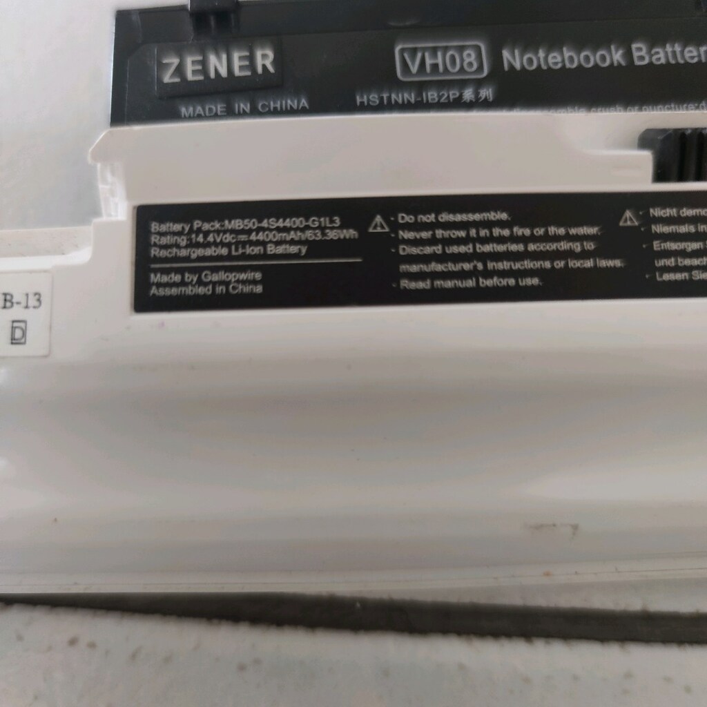 3 adet notebook bataryası - 5