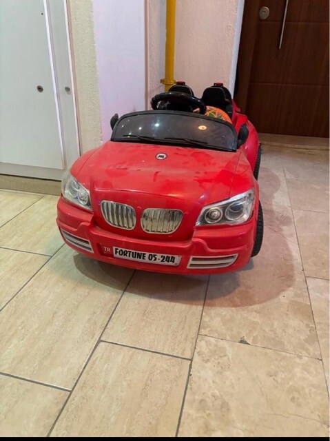 tertemiz pilsan 12 volt akülü araba