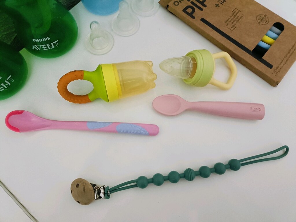 Bebek Çocuk Suluk Mama Kabı Biberon Kaçık Emzik Askısı FİYATLARI FARKL - 7
