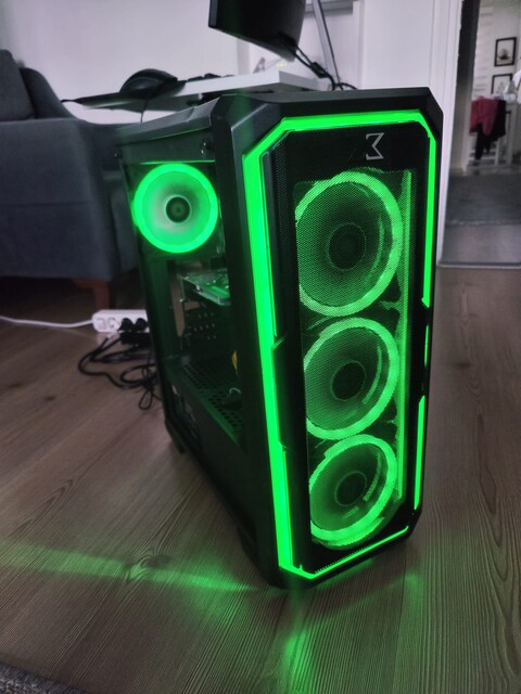 RYZEN İŞLEMCİLİ RGB OYUNCU SİSTEMİ
