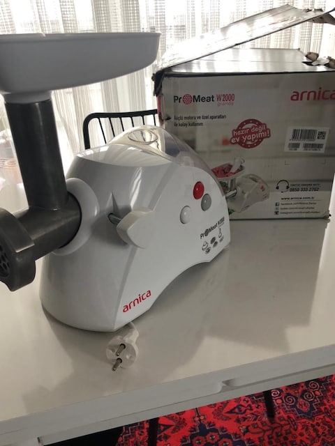 Arnika kıyma makinası
