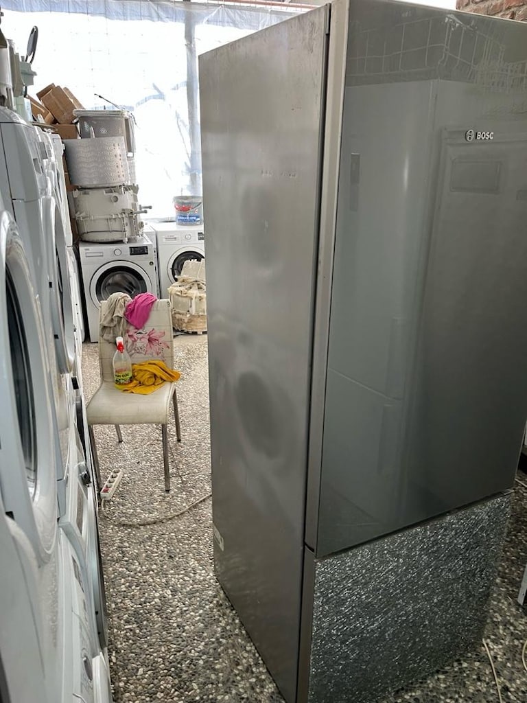 Bosch 520 litre inox cam sorunsuz yeni bakımlı buzdolabı - 7
