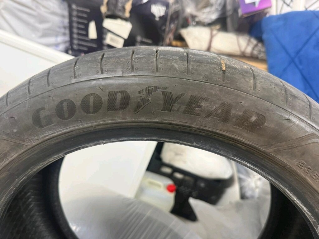 Goodyear eagle sport 2023 Model 235/45R18 - 2