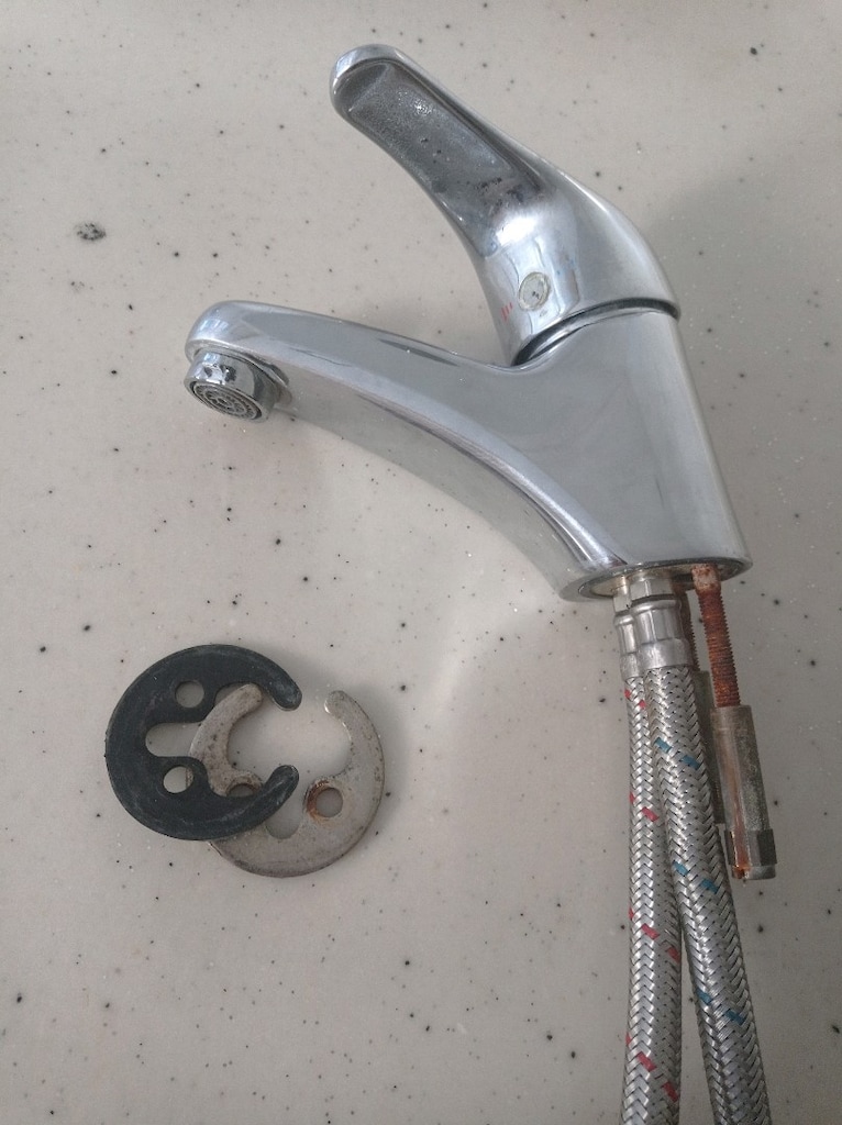 lavabo musluk E.C.A - 2