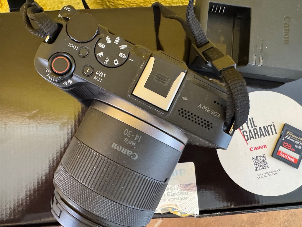Canon r50 v + DJI Ronin rs 4 mini + Sandisk extreme pro 128 gb hafıza - 3
